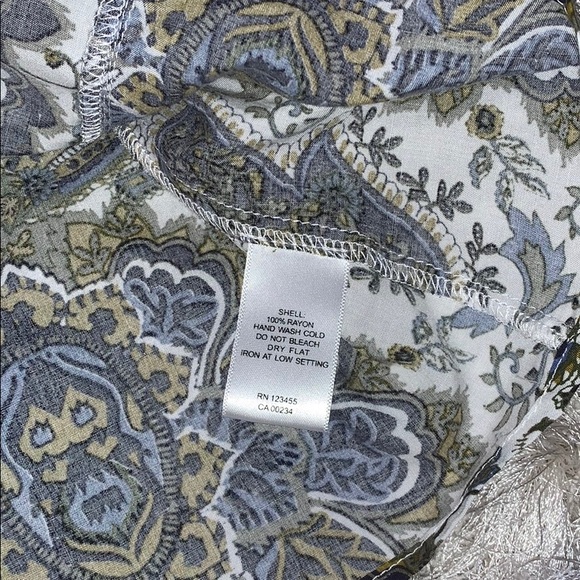 Design Lab Blouse - Picture 6 of 6